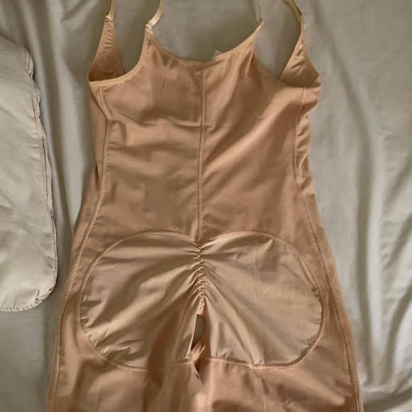 Wait trainer / butt lifter - Picture 2 of 4